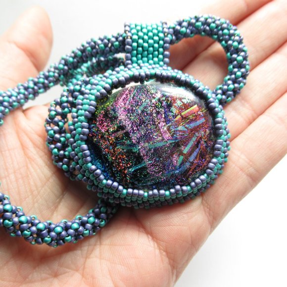 Hand embroidered Dichroic Cabochon necklace - Picture 11 of 13